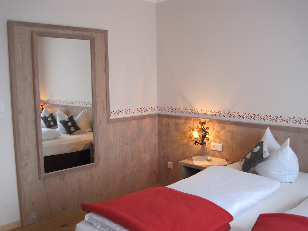 Hotel Zur Schonen Aussicht Übersee Eksteriør bilde